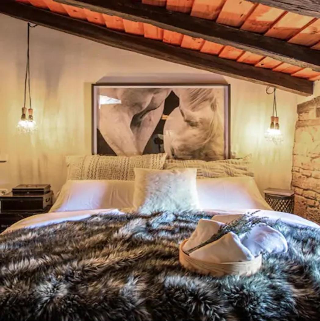 Molino Tejada Apartment Polientes Luaran gambar